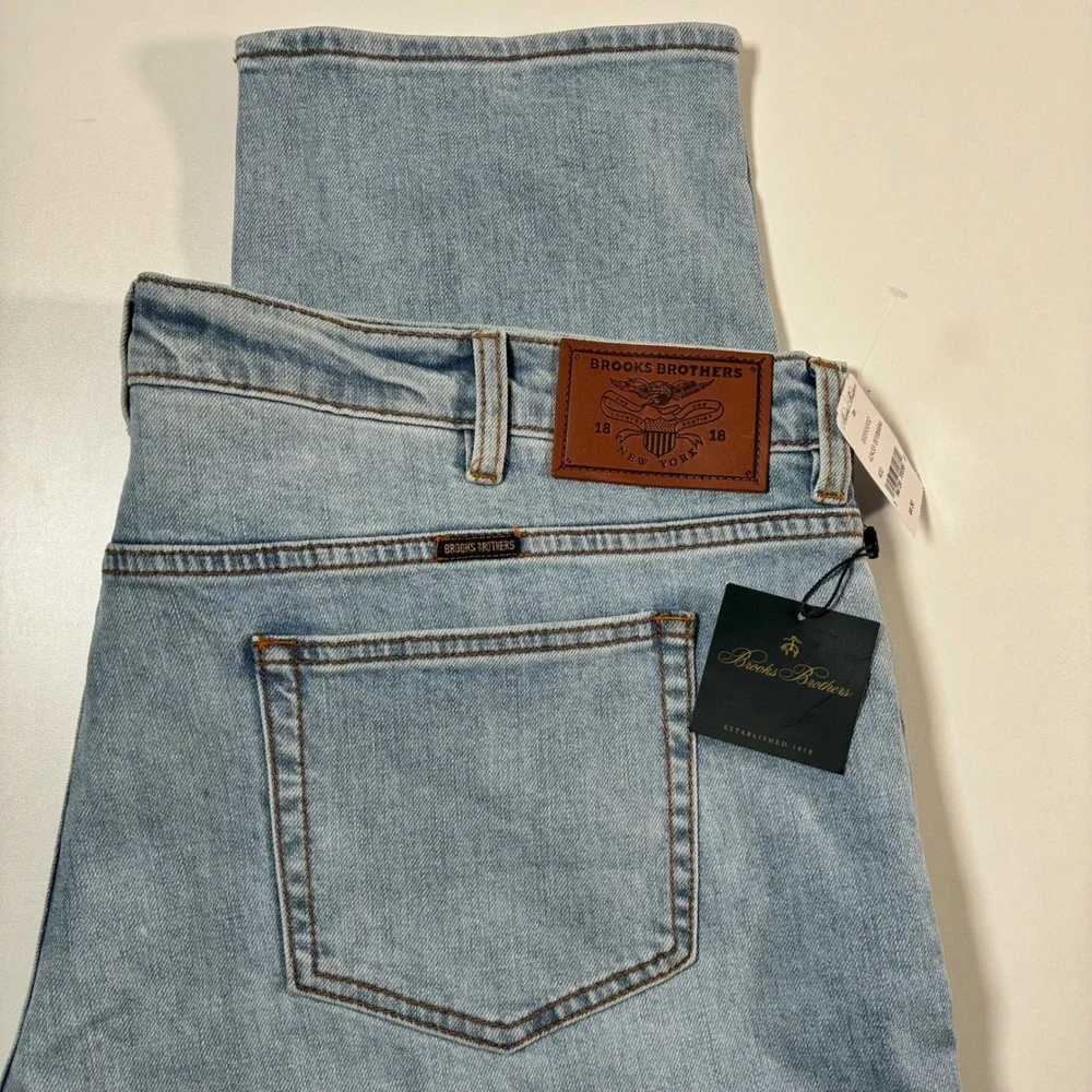 NEW Brooks Brothers Jeans 44x30 Light Wash Blue Stretch Denim Straight Leg